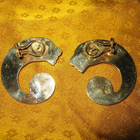 ❤️Stunning!  14K GOLD Panthere Panther Pierced with Omega Clip Earrings - Picture 2 of 8